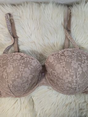 Victoria’s Secret Dream Angels Lace Rhinestone Underwire Bra